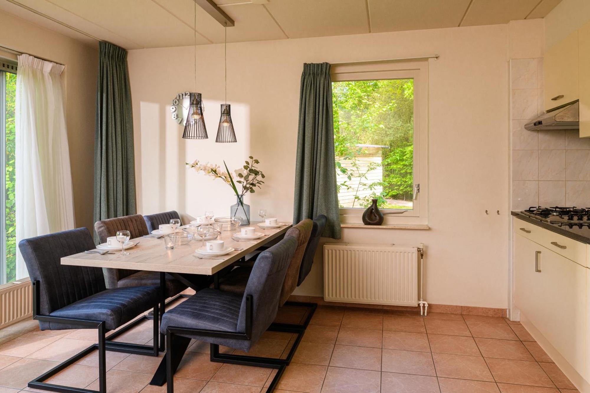 Summio Bungalowpark Het Drentse Wold Hoogersmilde Room photo